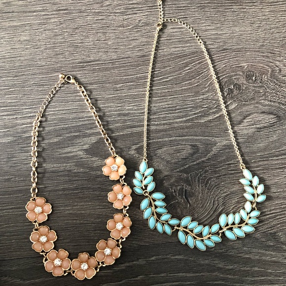 2 aldo statement necklaces